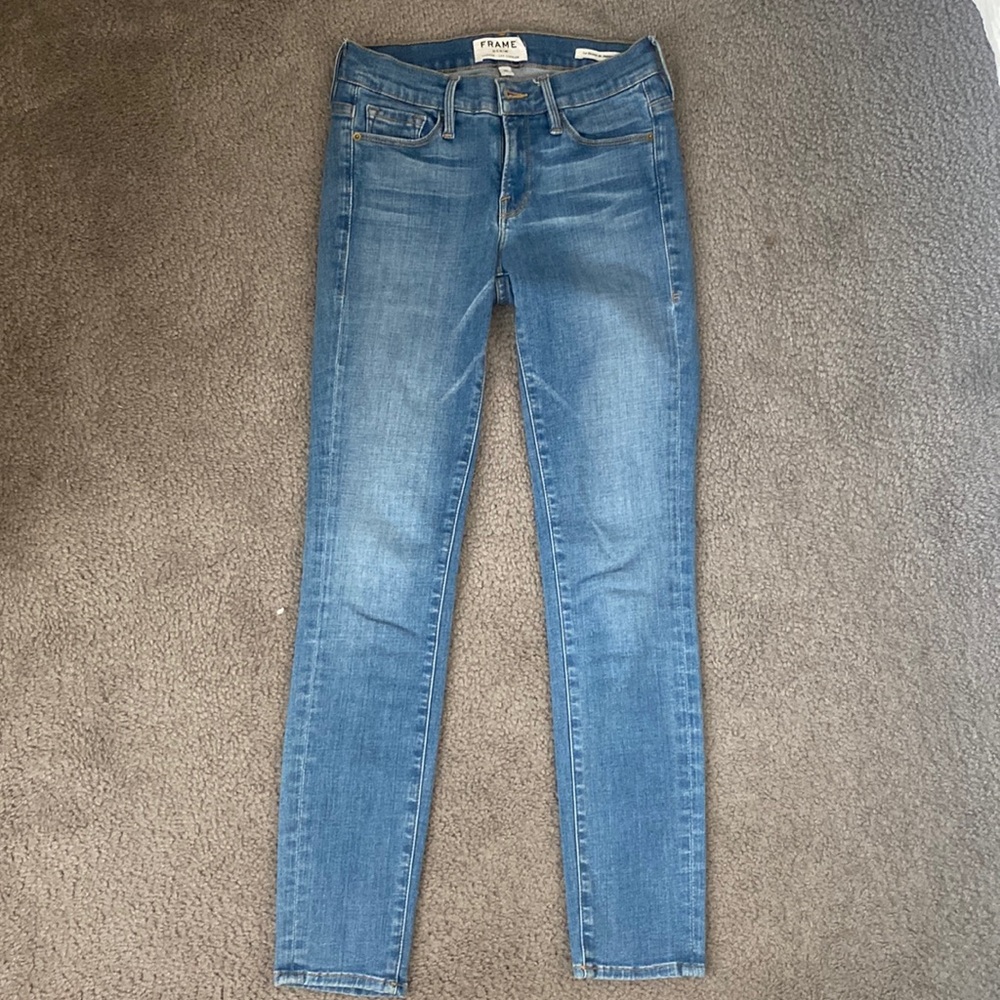 Frame skinny jeans cropped perf condition size 25